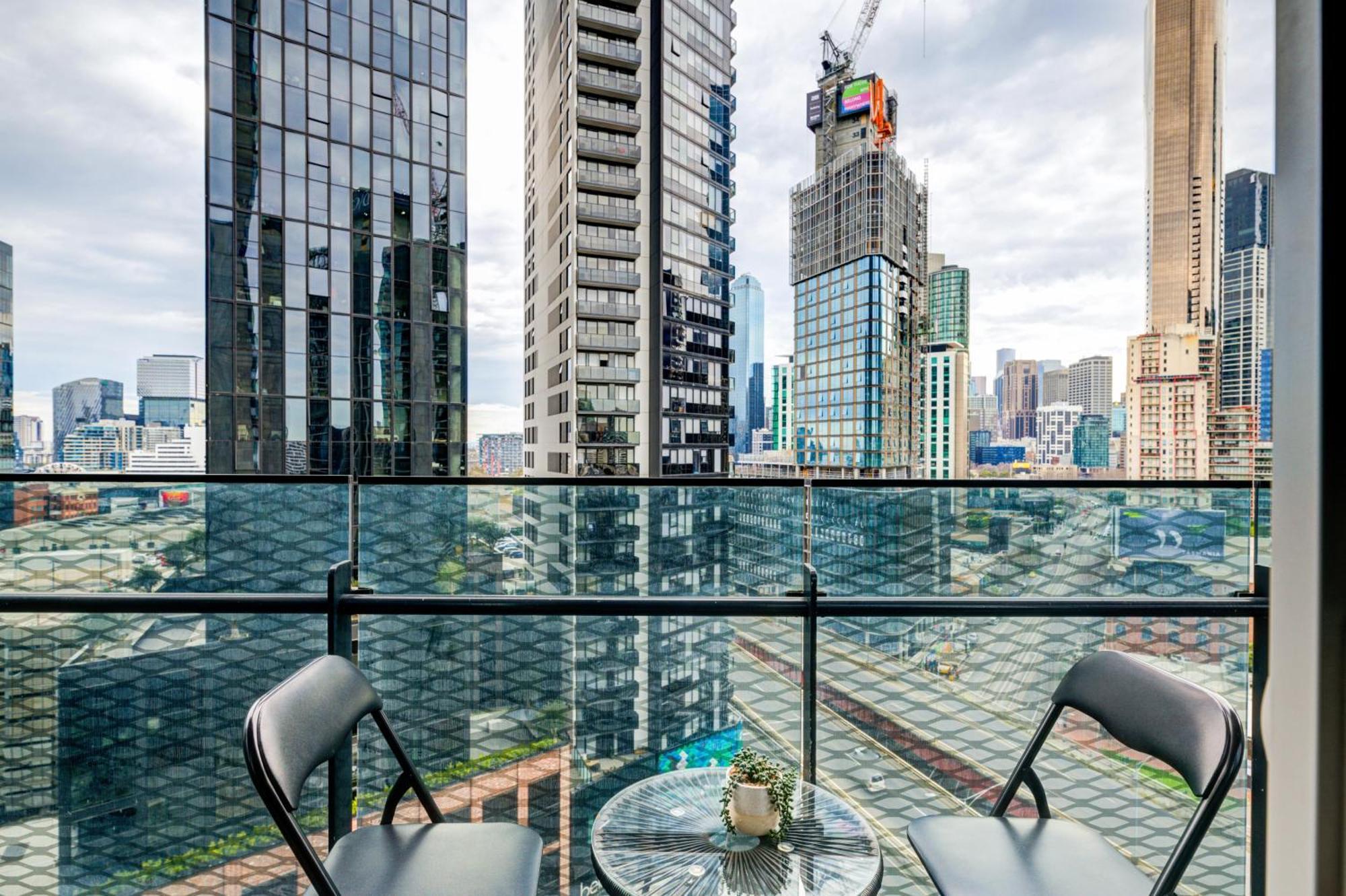 Mega Style Apartments Mainpoint Melbourne Oda fotoğraf